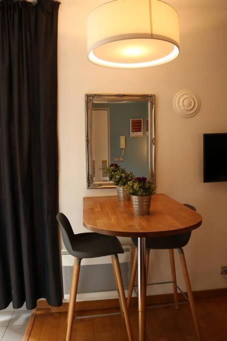 405 - Sejour Romantique Dans Un Studio De Paris 5 - Flat-Guest Exterior photo